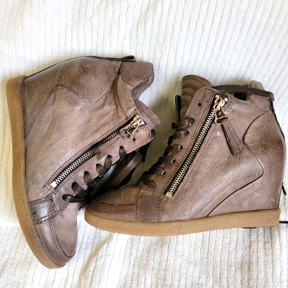 Miz Mooz lace up leather wedge sneaker
